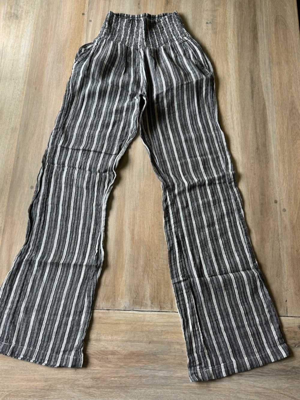 Billabong Black & White Textured Pull-On Pants XS